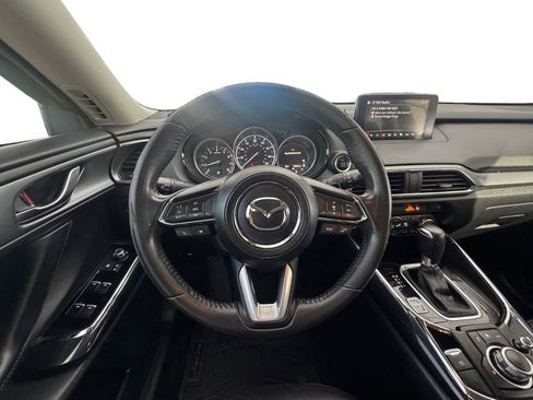Used 2018 MAZDA CX-9 Touring image 13