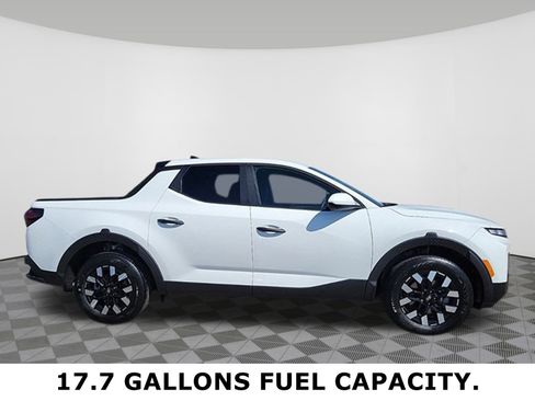 Used 2025 Hyundai Santa Cruz SE image 8