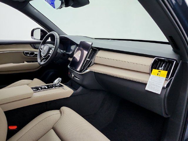 New 2027 Volvo XC90 B6 Ultra AWD/4WD image 17