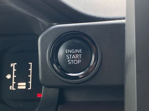 Used 2024 Toyota Tacoma SR5 image 18