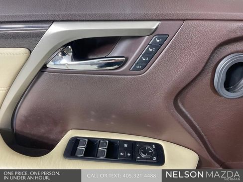 Used 2017 Lexus RX 450h AWD w/ Luxury Package image 18