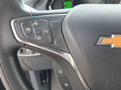 Used 2020 Chevrolet Bolt LT FWD image 16