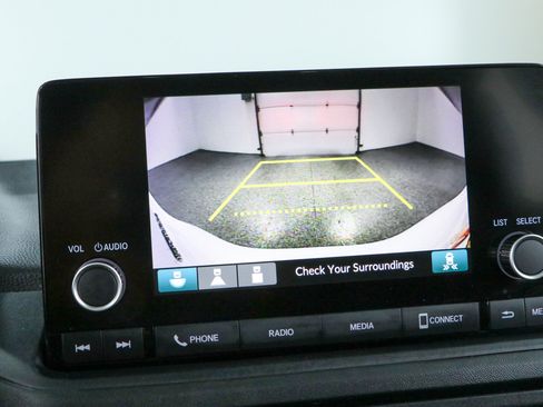 Used 2024 Honda Accord EX image 17
