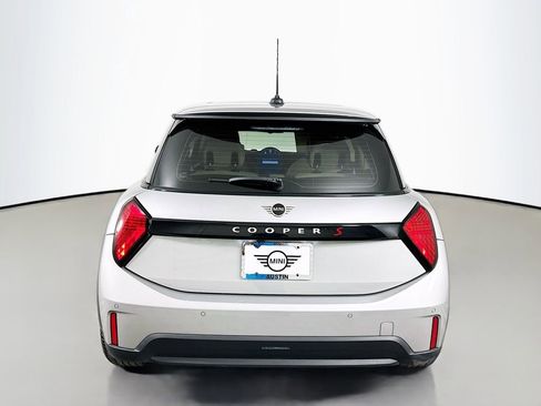 Certified 2025 MINI Cooper S image 6