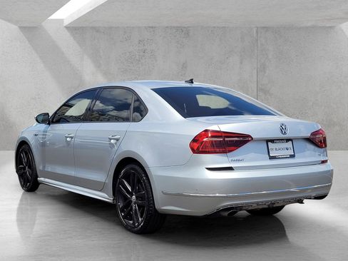 Used 2018 Volkswagen Passat 2.0T S FWD image 6