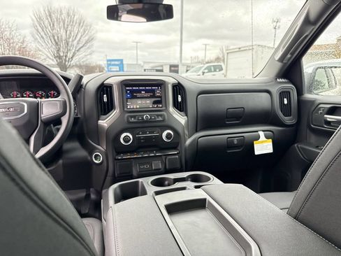 New 2026 GMC Sierra 1500 Pro w/ Convenience Package AWD/4WD image 18