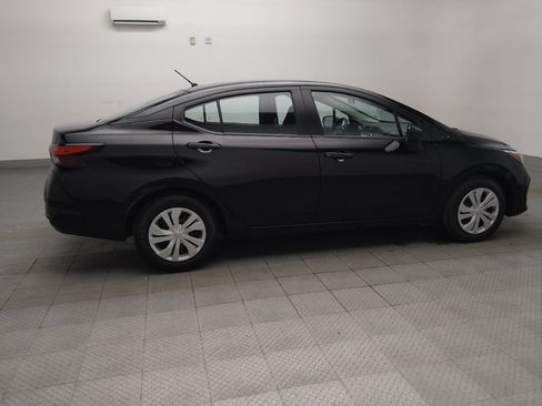 Used 2025 Nissan Versa S FWD image 10
