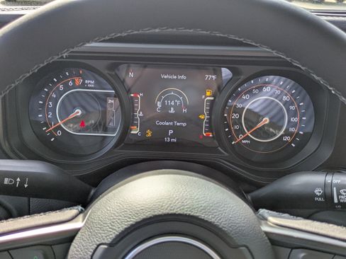 New 2026 Jeep Gladiator Sport image 18