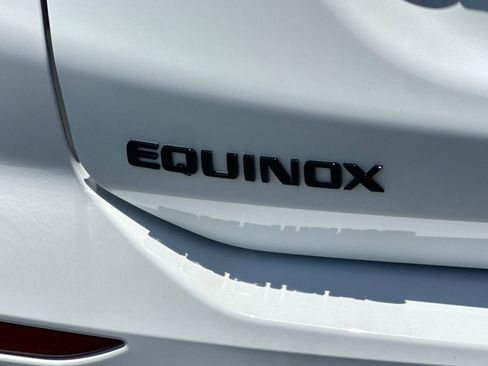 Used 2024 Chevrolet Equinox RS FWD image 23