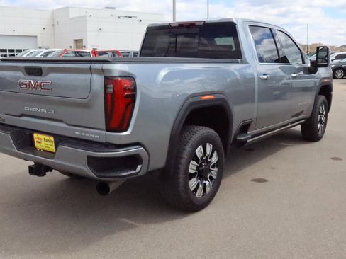 Certified 2024 GMC Sierra 2500 Denali w/ Denali Reserve Package AWD/4WD image 7