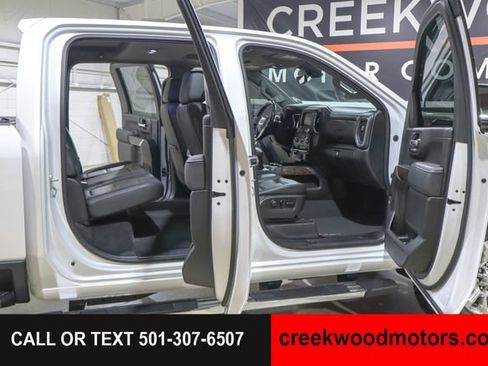 Used 2020 GMC Sierra 2500 Denali w/ Denali Ultimate Package AWD/4WD image 47