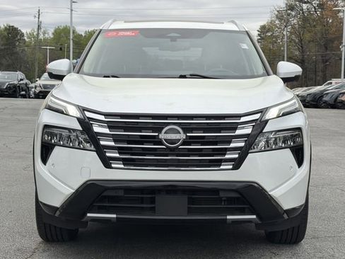 Certified 2024 Nissan Rogue Platinum w/ Platinum Premium Package image 3