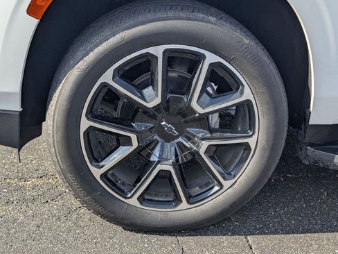 Used 2023 Chevrolet Tahoe RST RWD image 9
