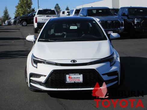 New 2026 Toyota Corolla SE image 12