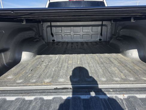 Used 2017 RAM 2500 Tradesman w/ Chrome Appearance Group image 33