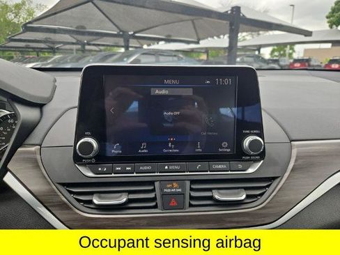 Certified 2025 Nissan Altima 2.5 SV FWD image 26