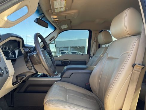 Used 2012 Ford F350 Lariat w/ Lariat Interior Pkg image 30
