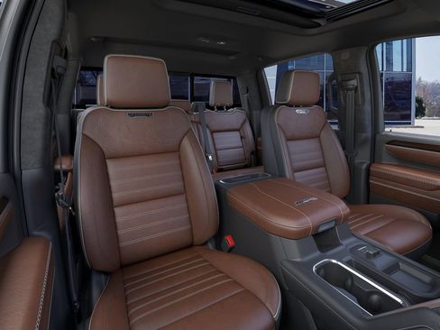 New 2026 GMC Sierra 2500 Denali Ultimate AWD/4WD image 16