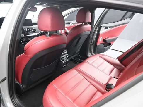 Used 2019 Kia Stinger GT2 AWD/4WD image 15