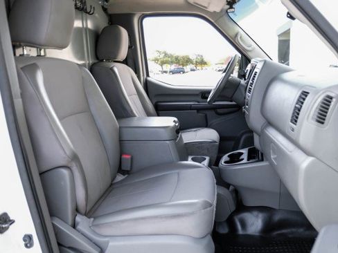 Used 2019 Nissan NV 2500 SV w/ Navigation Package image 28