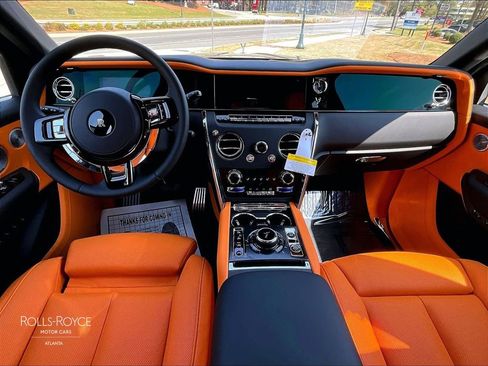 New 2026 Rolls-Royce Cullinan image 5