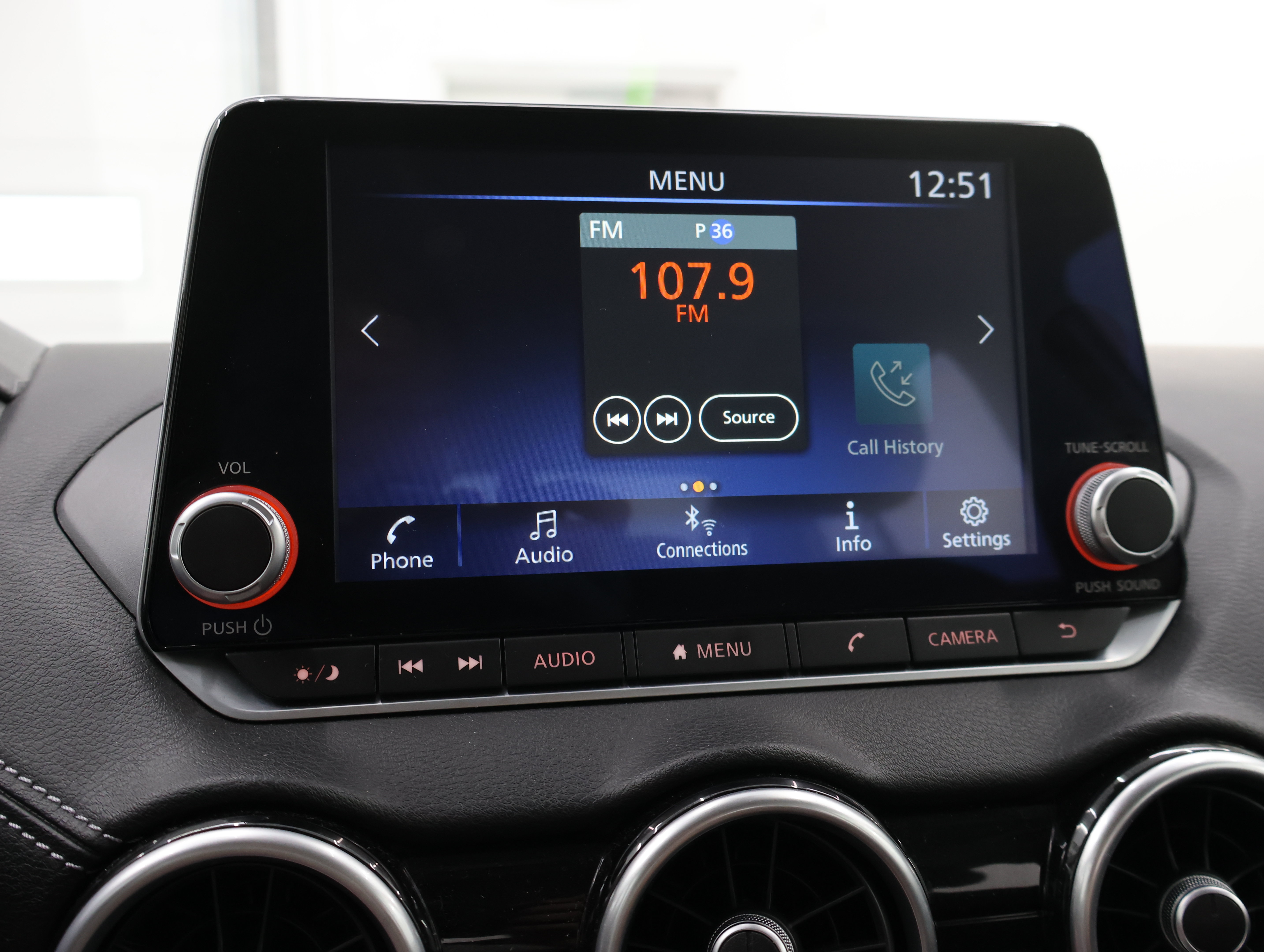 Used 2024 Nissan Sentra SV FWD image 45