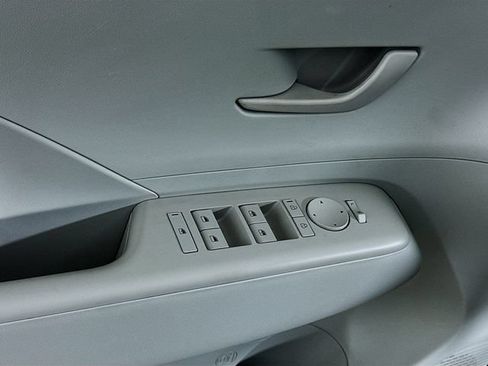 Used 2024 Hyundai Kona SEL w/ Convenience Package FWD image 10