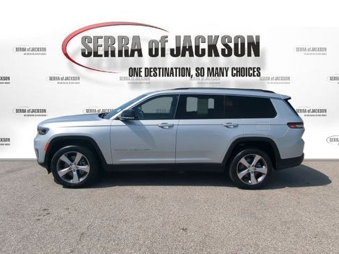 Used 2021 Jeep Grand Cherokee L Limited image 5