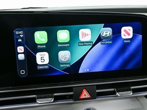 New 2026 Hyundai Elantra Limited image 27