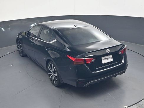 Used 2021 Nissan Altima 2.5 SR w/ SR Premium Package FWD image 39
