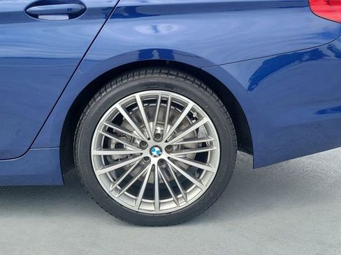 Used 2020 BMW 540i w/ Convenience Package RWD image 11