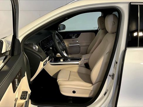 New 2026 Mercedes-Benz GLA 250 4MATIC image 13