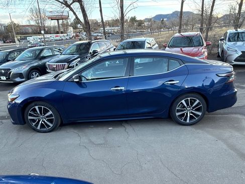 Used 2023 Nissan Maxima SV w/ Floor Mat Group image 4