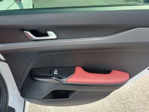 Used 2023 Kia K5 GT-Line image 11