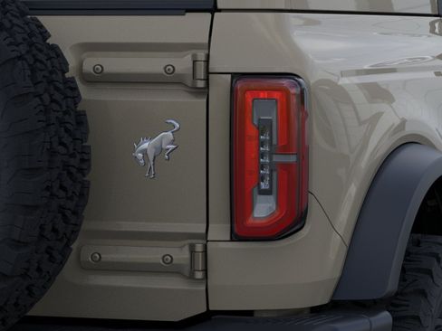 New 2026 Ford Bronco Badlands AWD/4WD image 23