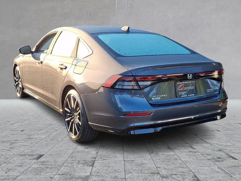 Used 2025 Honda Accord Touring image 6