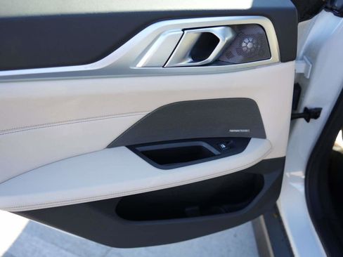 Used 2025 BMW i4 eDrive40 w/ Premium Package image 8