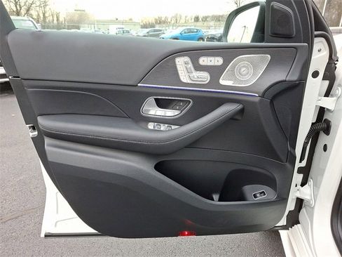 Certified 2025 Mercedes-Benz GLS 450 4MATIC image 13