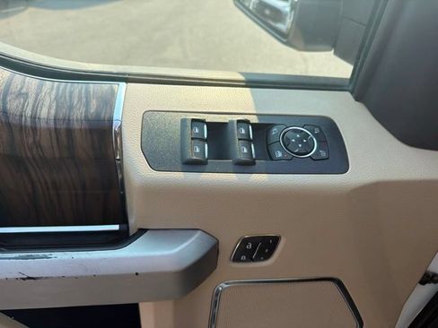 Used 2020 Ford F150 Lariat AWD/4WD image 15