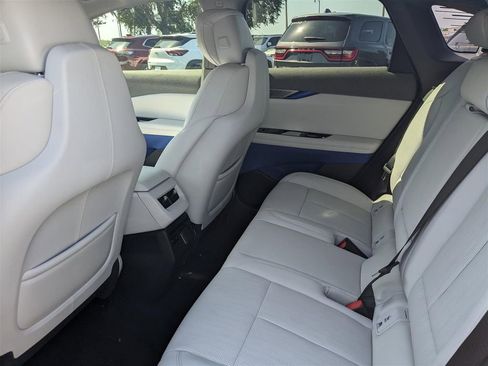 New 2025 Cadillac Optiq Luxury 2 image 13