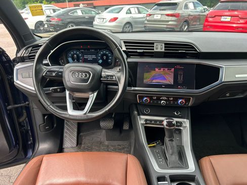 Used 2022 Audi Q3 2.0T Premium AWD/4WD image 12