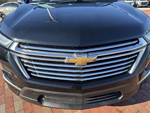 Used 2023 Chevrolet Traverse Premier image 30