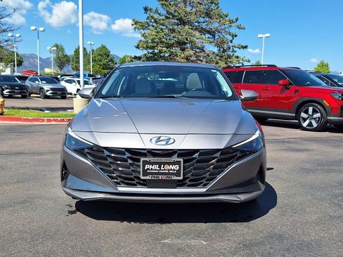 Used 2023 Hyundai Elantra Limited image 8