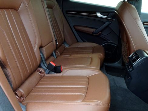 Used 2018 Audi Q5 2.0T Premium Plus w/ Premium Plus Package image 13