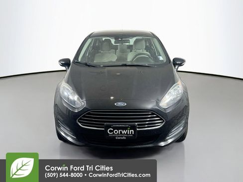 Used 2016 Ford Fiesta SE w/ Cold Weather Package FWD image 4