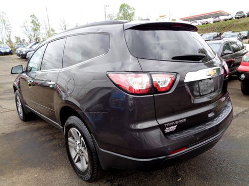 Used 2017 Chevrolet Traverse LT image 7