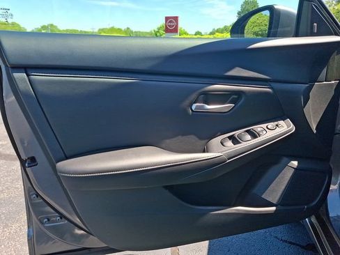 Used 2023 Nissan Sentra S FWD image 13