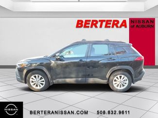 Used 2022 Toyota Corolla Cross LE video 1