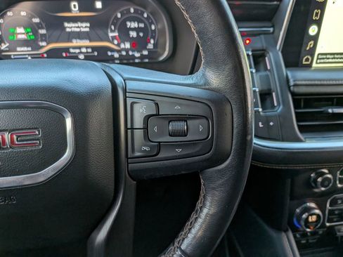 Used 2022 GMC Yukon AT4 AWD/4WD image 15