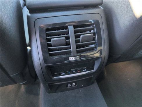 Used 2021 BMW X4 xDrive30i w/ Convenience Package (ZC2) image 18